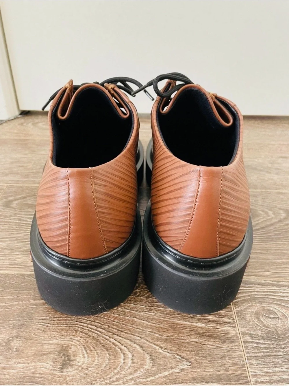 LOUIS VUITTON LV RANGER DERBY LACE- UP LEATHER SHOES MOCHA